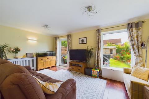 8 Fennel Close, Abbeydale, Gloucester, GL4 5YB