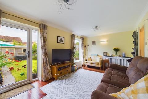 8 Fennel Close, Abbeydale, Gloucester, GL4 5YB