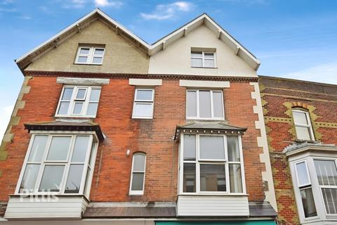 1 bedroom flat to rent, Pier Street Ventnor PO38