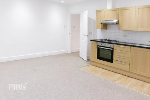 1 bedroom flat to rent, Pier Street Ventnor PO38