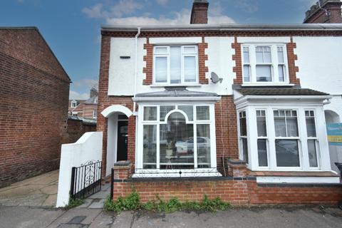 4 bedroom end of terrace house to rent, Neville Street, Norwich, NR2