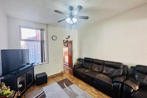 3 bedroom terraced house for sale, Coral Street, Leicester LE4