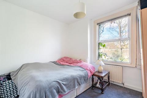 2 bedroom apartment to rent, BROOK DRIVE, SE11