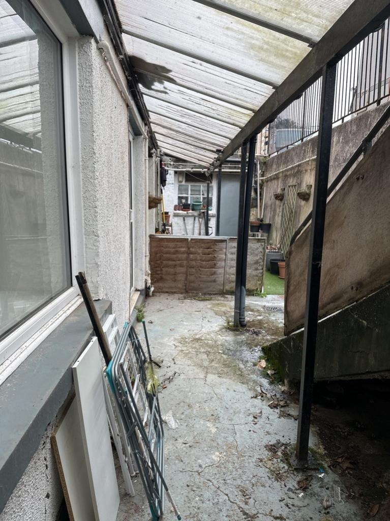 Flat 1-court yard
