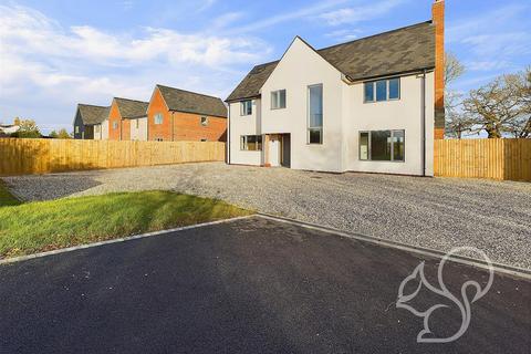 4 bedroom detached house for sale, Watchouse Road, Stebbing