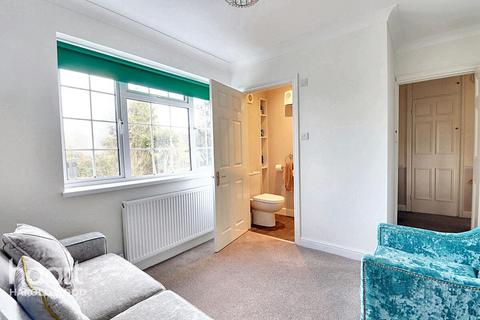 74 Priory Road, Romford, RM3 9AP