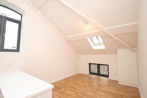 2 bedroom apartment to rent, Wetherell Place, Bristol BS8