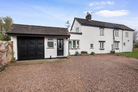 3 bedroom detached house for sale, Heathfield Cottage, 3 Hurst Lane, Fernhill Heath, Worcester. WR3 8RR