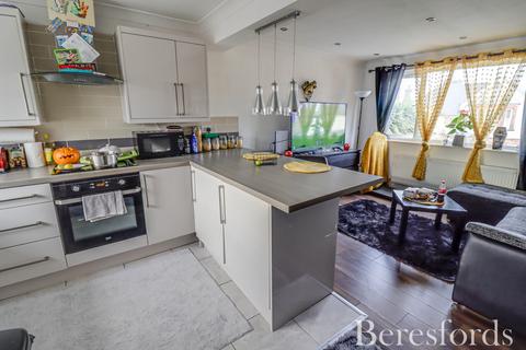 1 bedroom maisonette for sale, Ongar Road, Brentwood, CM15