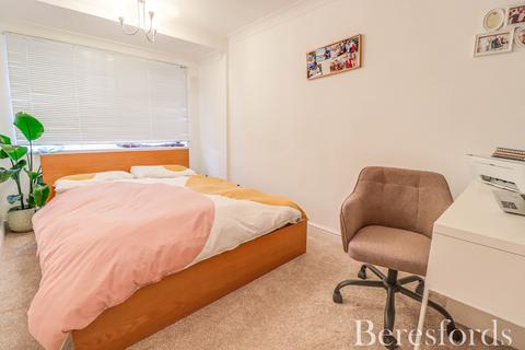 1 bedroom maisonette for sale, Ongar Road, Brentwood, CM15