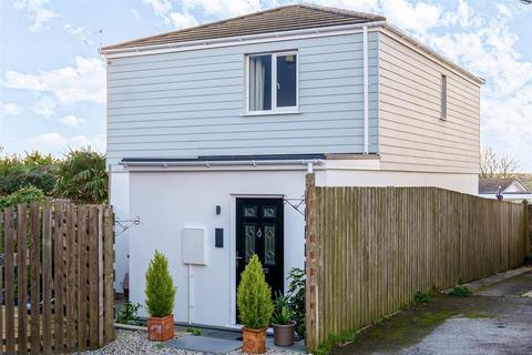 3 bedroom detached house to rent, Dale Road, Newquay TR7