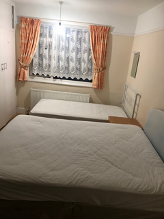 1 bedroom in a house share to rent, Exeter Road, Harrow HA2