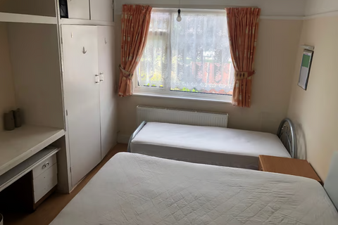 1 bedroom in a house share to rent, Exeter Road, Harrow HA2