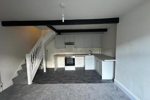 2 bedroom terraced house to rent, Main Road, Eastburn