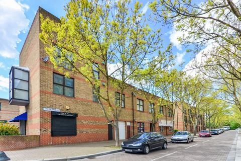 2 bedroom flat for sale, Russell Place, Canada Water, London, SE16