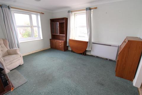 2 bedroom flat for sale, Norfolk Road, Littlehampton