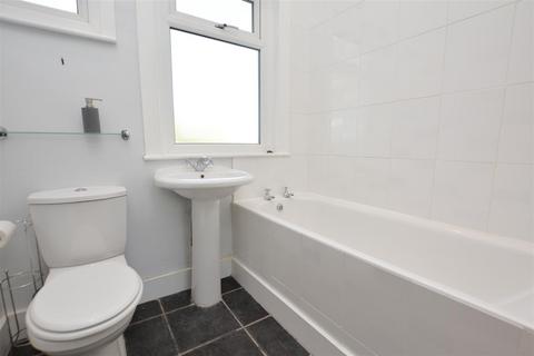 2 bedroom maisonette to rent, Lyveden Road, Colliers Wood SW17