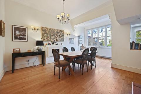 6 bedroom terraced house to rent, Aynhoe Road, Brook Green, London, W14