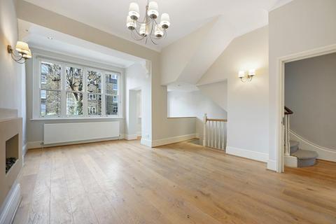 6 bedroom terraced house to rent, Aynhoe Road, Brook Green, London, W14