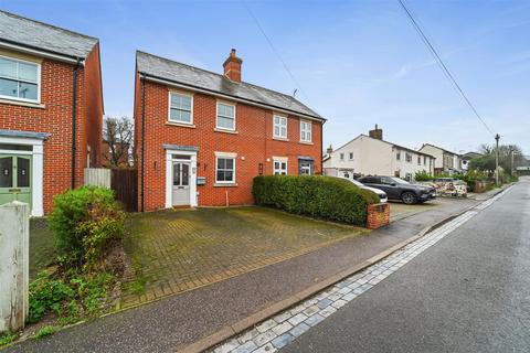 2 bedroom semi-detached house for sale, California Road, Mistley