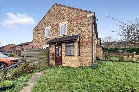 15 Stanton Close, Orpington, BR5 4RN