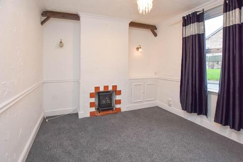 2 bedroom end of terrace house to rent, Billinge Road, Highfield, Wigan, WN3 6BH