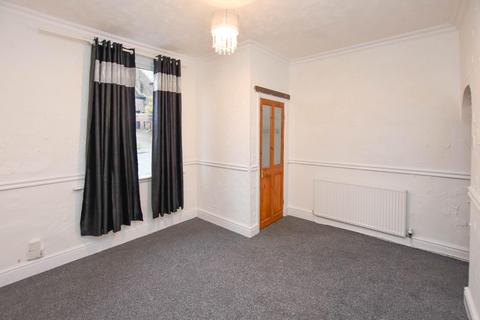 2 bedroom end of terrace house to rent, Billinge Road, Highfield, Wigan, WN3 6BH