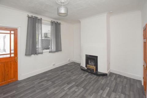 2 bedroom end of terrace house to rent, Billinge Road, Highfield, Wigan, WN3 6BH