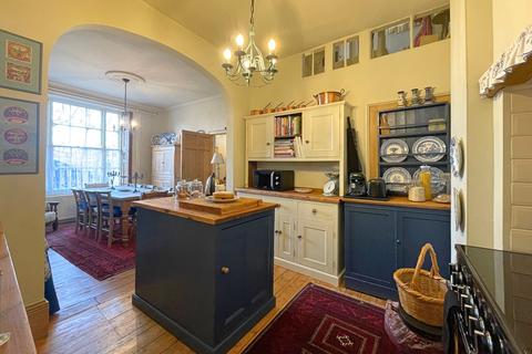 3 bedroom townhouse for sale, Priory Street, Monmouth, NP25