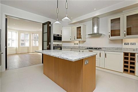 4 bedroom flat for sale, Rutland House, Marloes Road, London