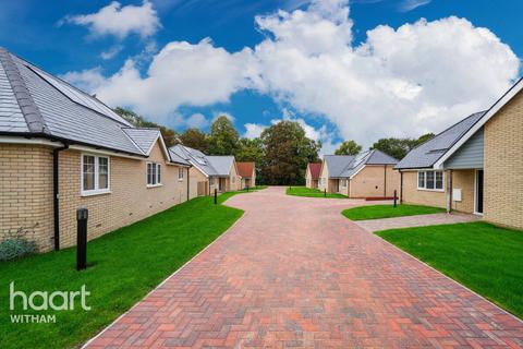 2 bedroom detached bungalow for sale, Dominics Way, Kelvedon