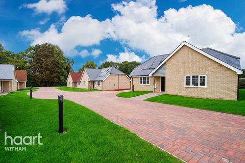 2 bedroom detached bungalow for sale, Dominics Way, Kelvedon