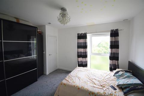 1 bedroom flat to rent, Passingham House, HOUNSLOW TW5