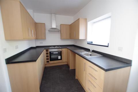 3 bedroom townhouse to rent, Fairbank, Shipley