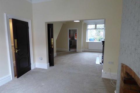 3 bedroom terraced house to rent, Harris Street, St. Helens