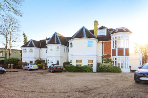 High Road, Byfleet, West Byfleet, Surrey, KT14