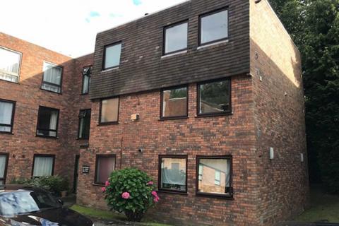 2 bedroom flat to rent, Woodlea Grove, Northwood HA6