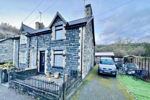 3 bedroom semi-detached house for sale, Dolydd Terrace, Betws-Y-Coed