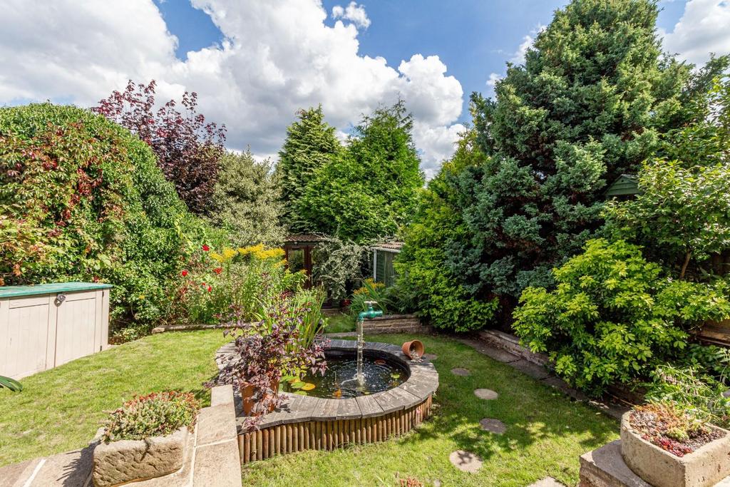 Garden-2.jpg