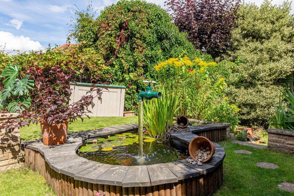 Garden-3.jpg