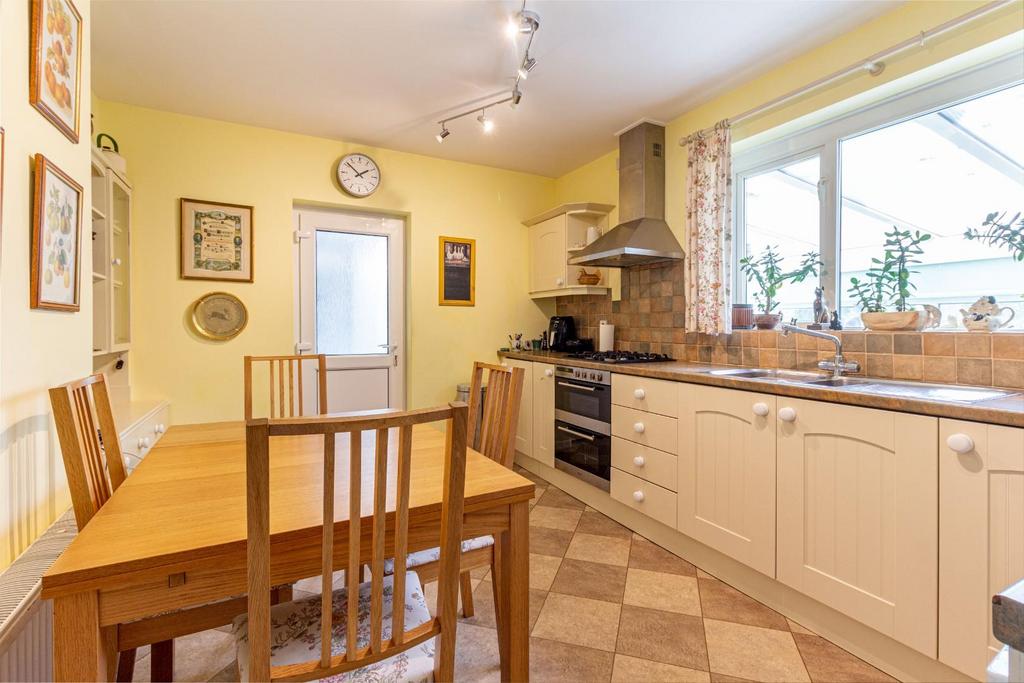 Kitchen-1.jpg