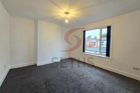 3 bedroom terraced house to rent, Devana Road, Leicester LE2