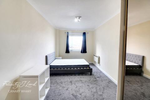 2 bedroom apartment to rent, Boardwalk Place, LONDON