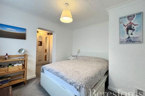 11 Tiptree Close, Hornchurch, RM11 3BD