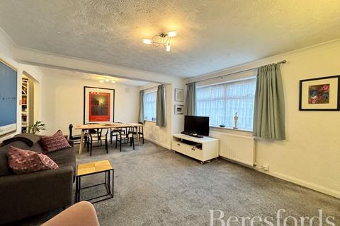 11 Tiptree Close, Hornchurch, RM11 3BD