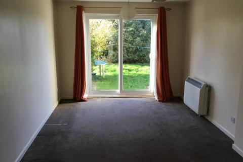 1 bedroom flat to rent, Katherine Close, Churchdown GL3