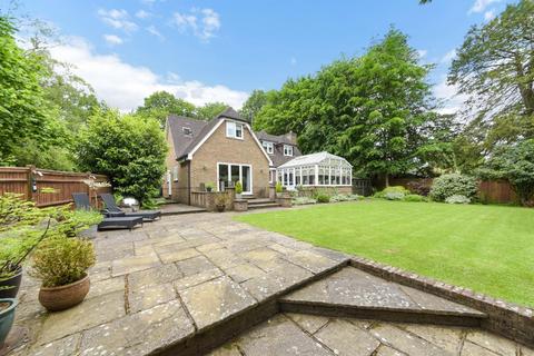 4 bedroom detached house for sale, Boxhill Road, Tadworth