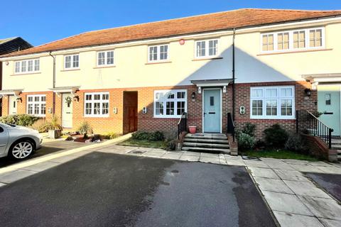 3 bedroom townhouse for sale, Heritage Court, Scissett