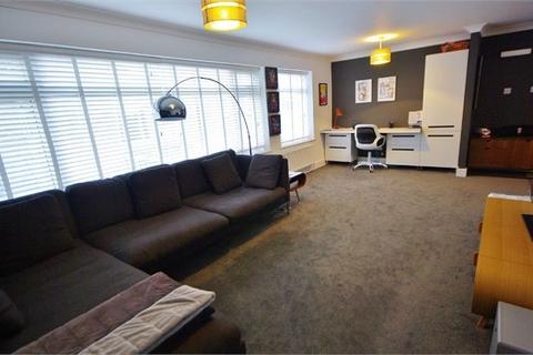 2 bedroom apartment to rent, Watford Heath Farm, Pinner Road, Watford, WD19