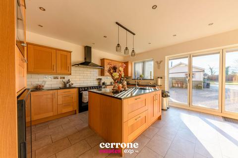 401 Birchfield Road, Redditch, B97 4NF